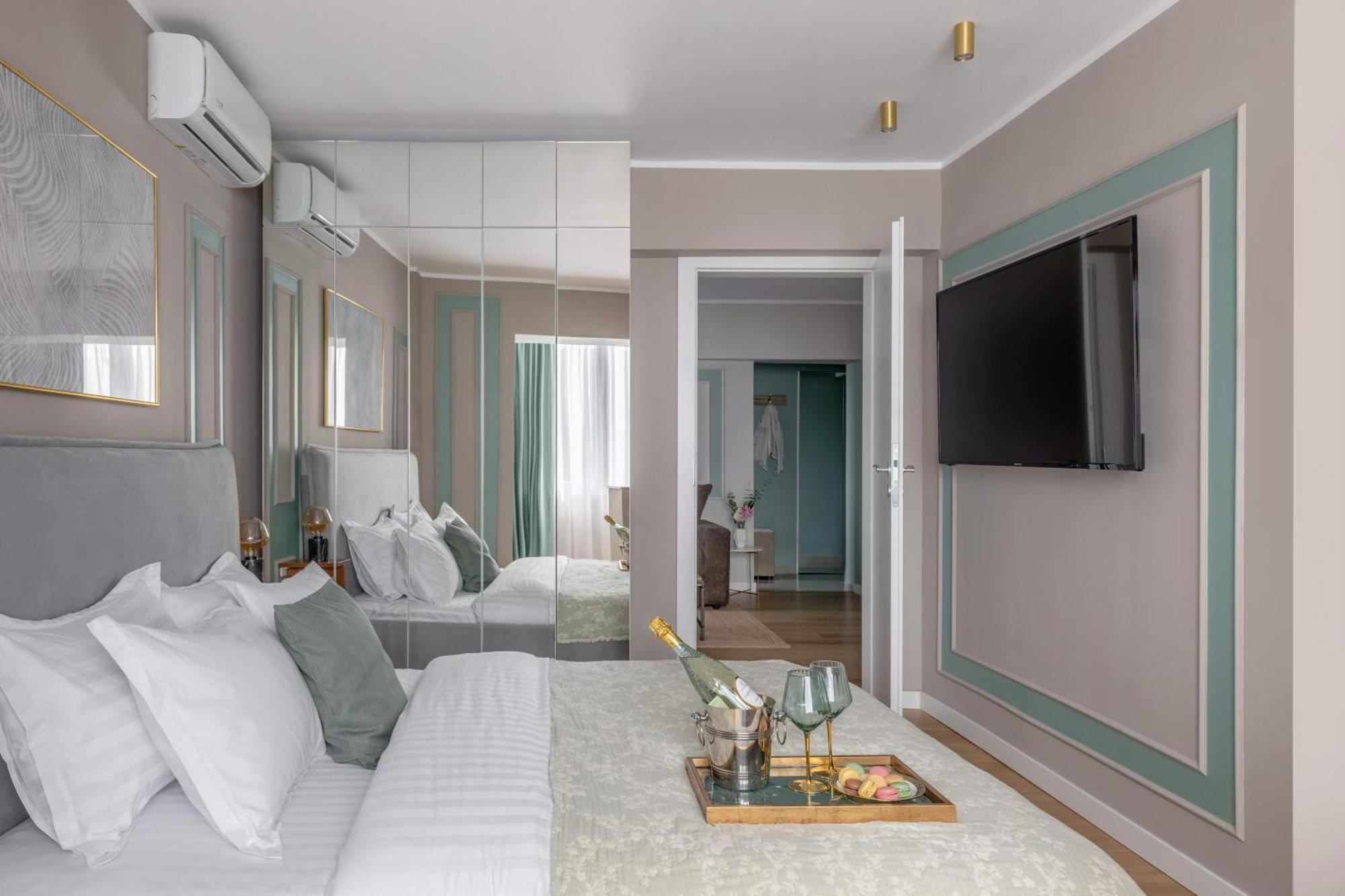 Holt - Sublime Minty Green 1Br On The Park Bucureşti Exterior foto